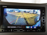 後方確認はバックカメラにお任せ♪後退時に便利で、駐車が楽になります♪