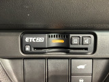 いまや快適なカーライフに欠かせないETCが付いています。