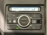 車内空調は&rdquo;AUTOエアコン&rdquo;にお任せ。運転に集中出来ますよ!