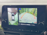 【アラウンドビューモニター】専用のカメラにより、上から見下ろしたような視点で360度クルマの周囲を確認することができます☆死角部分も確認しやすく、狭い場所での切り返しや駐車もスムーズに行えます。