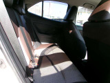 リアシートもゆったり。
