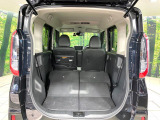 普段のお買い物や通勤、送迎等に十分な荷室スペースを確保しております。セカンドシートを倒すと、大きな荷物の積載も可能です♪