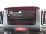 AM/FMラジオ付です。ご希望により、別途料金にてナビやCDチューナーにグレードUP可能です。