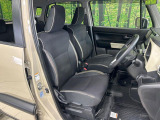 運転席シート廻りは使用感も少なく、良好な状態となっています。丁寧に使われていたことがよくわかりますね。