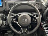 ステアリングも使用感が少なく、きれいな状態となっております♪