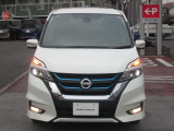 セレナ 1.2 e-POWER ハイウェイスターV 