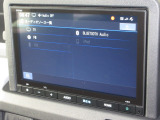 ナビゲーションはギャザズ8インチコネクトナビ(VXM-245ZFEi)を装着しております。AM、FM、Bluetooth、フルセグTVがご使用いただけます。