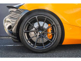 カラード ブレーキキャリパー McLaren Orange/カーボンファイバー エアブレーキ
