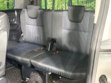 3列目シートはもちろん状態良好☆大人でもゆったりと座って頂けますので、大人数でのお出かけもラクラクです♪ご家族で、気の知れた仲間で、ドライブに行くのが楽しみですね♪