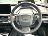 【純正革巻きステアリング】上質な革を使用することで、手にしっかり馴染みとても運転しやすいハンドルです♪