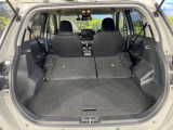 後席を格納すると、これだけの広さが!シーンに合わせたシートアレンジで、大きな荷物も積むことが出来ます♪