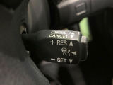 【レーダークルーズコントロール】高速道路での長距離走行が楽に!!自動で速度を保つクルーズコントロールが、衝突軽減システムと連携し、前方の車両を感知して車間を保つように速度調節してくれます!!