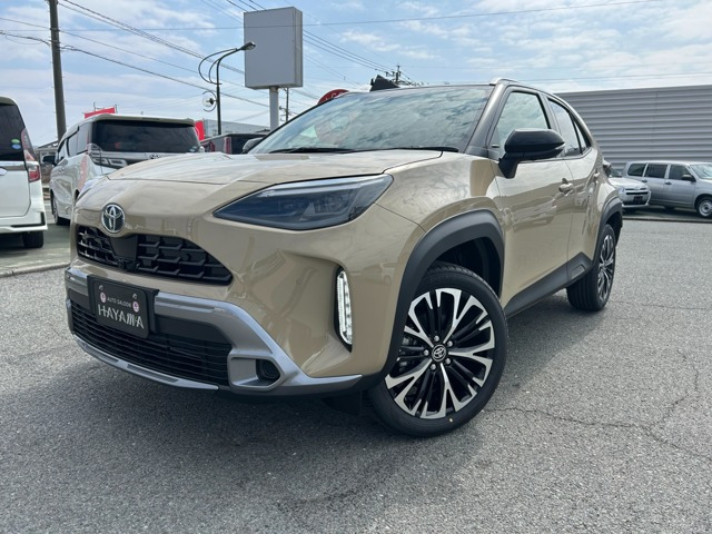 ヤリスクロス 1.5 ハイブリッド Z アドベンチャー メーカーOP(特別色)/専用フロント...