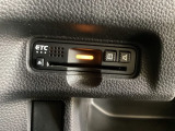ハンドルの左下にETCがついています。高速道路の料金所の通過も楽々です。 カードの取り出しもしやすい場所についています。