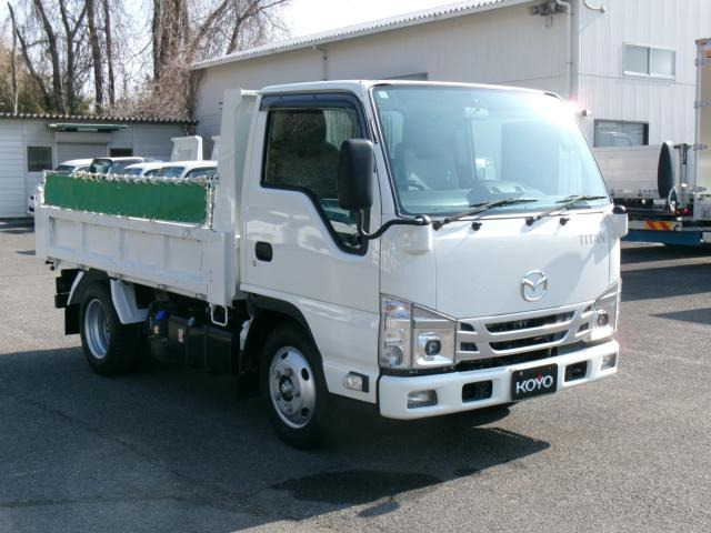 タイタン  ダンプ/全低床/3t積/6MT/新明和/コボレーン/社外ナビ/中間ピン