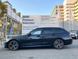 【拘りのFR】BMWが多く採用するFR車。ダイレクトでスポーティな加速感・シャープなハンドリングを実現。縦置きエンジンレイアウトにより、フラットで上質な乗り味です。