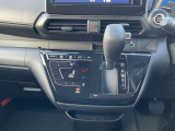タッチパネル式オートエアコン ☆CVT無段変速機 変則ショックが少なく低燃費