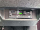 ETCももちろん搭載。いちいち料金所で停車する必要なんて当然ないです。スムーズにストレスなくドライブをお楽しみください。(※支払総額にセットアップ費用は含まれておりません。)