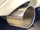 【nismo製マフラー】純正にはない個性あふれる「後ろ姿」を演出するnismoマフラー付き!ビジュアル・サウンド共にこだわりの一台に仕上がっております♪