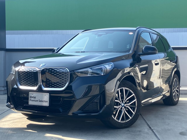 iX1xドライブ30 Mスポーツ 4WD