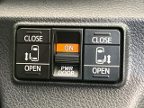 【両側パワースライドドア】スマートキーや運転席のスイッチで後席両側スライドドアの開閉が可能♪電動だから力を入れてドアを開ける必要が無く、小さなお子様でも簡単に開け閉めでき快適です♪
