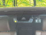【トヨタセーフティセンス】走行中に前方の車両等を認識し、衝突しそうな時は警報とブレーキで衝突回避と被害軽減をアシスト。より安全にドライブをお楽しみいただけます。