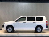 全長424cm、全幅169cm、全高153cmです!