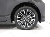 純正のアルミホイールを装備しております。(165/55R15)