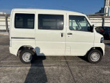 5ドア車で荷物の載せおろしも楽々です。