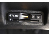 【ETC2.0(DSRC)】ETCカードを挿入すれば料金所はノンストップで通過できます。ETC限定の割引や、高速道路の情報提供サービスを利用できます。