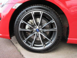 左前 オシャレは足元からが基本!アルミホイールが決まってます!「*ホイールロックナットは展示用です」