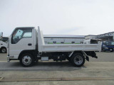 エルフ ダンプ 3.0D低床ダンプ・4WD・