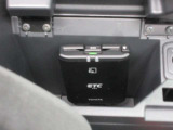 ETC車載器付きです。高速道路の料金所もスムーズに通過できます。