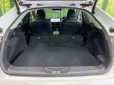 後席を格納すると、これだけの広さが!シーンに合わせたシートアレンジで、大きな荷物も積むことが出来ます♪