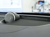メーカーオプション360,000円相当のBowers&Wilkinsプレミアムサウンド・オーディオシステム(1,400W、19スピーカー)サブウーファー付が装着車両