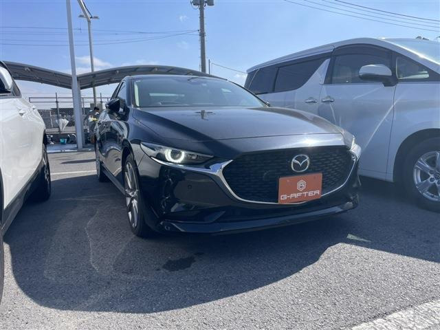 MAZDA3セダン1.8 XD Lパッケージ 4WD禁煙車 白革シート BOSEサウンド