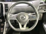 ステアリングも使用感が少なく、きれいな状態となっております♪