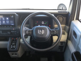 【Honda SENSING】いつもの道で、高速道路などで、安心・快適な運転を支援します。先進の安全運転機能システム搭載。