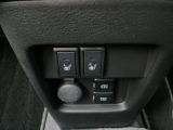シートヒーター完備♪瞬時に暖かくなりますので、冷えた車内が温まる前に活用頂くと大変効果的です♪