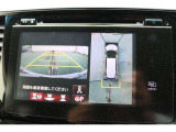 バックカメラを搭載しておりガイドラインも表示されますので車庫入れも安心ですね♪