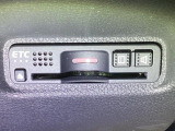 ビルトインタイプの【ETC】で見た目もスッキリ。高速道路の利用にとても便利です。