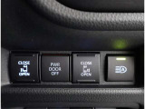 両側電動スライドドアのスイッチ付です。車内からもスイッチひとつで楽にドアの開閉が可能です。電動なので開閉時に力を使う必要がなく、半ドアになることもありません!