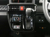 電動パーキングが装備されております。