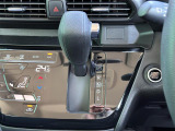 【シフトレバー】シフトの操作がしやすく快適なドライブを楽しんでいただけます!