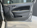 運転席ドアの内張☆パワーウィンドウです♪