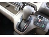 インパネシフト採用!限られた空間を有効に利用、もちろん操作性もあります!