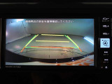 バックガイドモニターで、後方を確認しながら安心して駐車することができます。運転初心者も熟練者も必須の機能ですよ!