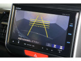 バックカメラが装備されており、後方の安全確認はもちろんのこと狭い場所での駐車や雨の日・夜間など視界の悪いコンディションでのストレスの軽減にもなります!