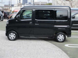 外環三郷西インター出口から約10分前後になります。新車店舗と併設されています。