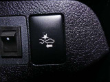 【PCS(プリクラッシュセーフティーシステム】・・・進路上の車両を前方センサーで検出し、衝突の可能性が高いと判断したときに、警報やブレーキ力制御により運転者の衝突回避操作を補助します。